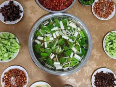 -黑竹沟新场牛肉火锅