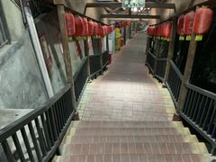 -鲤鱼塘农家山庄