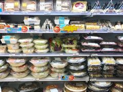 -711便利店(黄岛青医店)