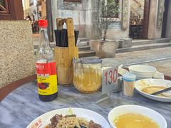 牛腩捞面-吴财记面家(大同路店)