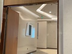 -三人行骨头王火锅(长寿店)