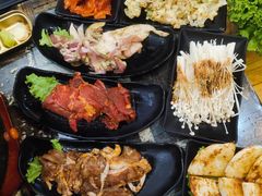 -胡悦里韩式烤肉(芝罘万达广场店)