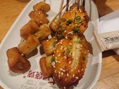 QQ鸡翅-木屋烧烤(岗顶二店)