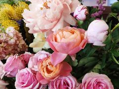 -FLOVIE FLORIST CAFE