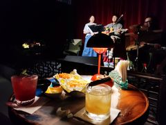 -三两三民谣咖啡清吧