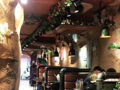 大堂-愿者上钩(布吉老街店)