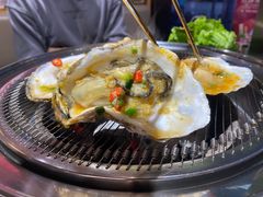 -围炉肉舍•炭烤活鳗•丹东海鲜烤肉(步行街店)