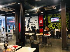 大堂-麦当劳(深圳北站高铁店)