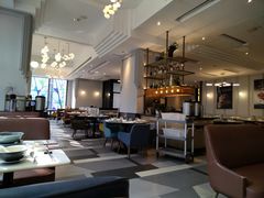 -港丽餐厅(高德置地店)