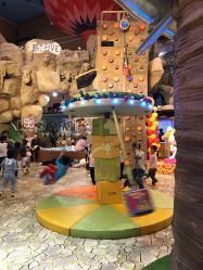 -卡通尼·Safari非洲探索乐园·生日会(金桥国际商业广场店)