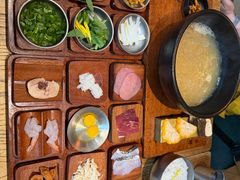 -银米·云南传统过桥米线(双廊黑金冠店)