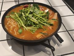 -肥汁米蘭香港米线(长宁来福士店)