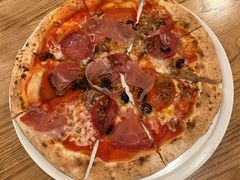 -城市大道红炉披萨烘焙坊