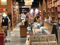 -百新书局(尚悦湾店)