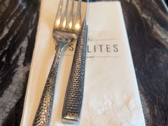 -LES ELITES 英集荟(南京西路店)