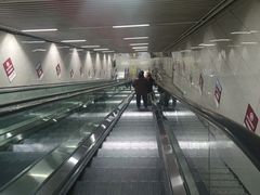 -红土地(地铁站)