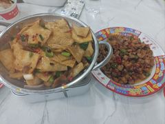 -江城燕子大排档(江汉路步行街店)