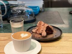 巧克力戚风蛋糕-Home Cafe(水榭春天店)