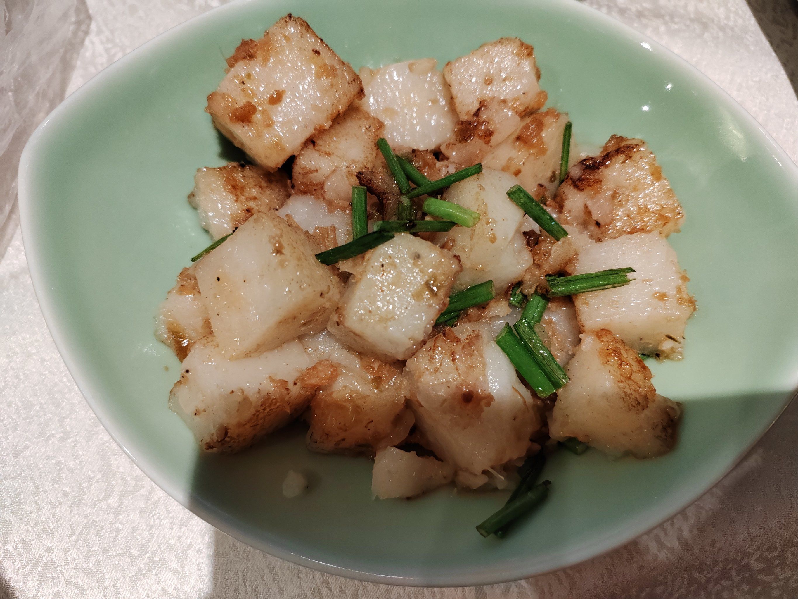 粤菜点心萝卜糕加上xo酱的碰撞,一口一