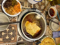 -顶上头·螺蛳火锅(五一新村店)