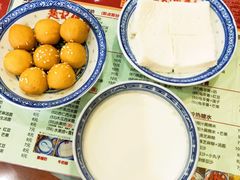 -赵记传承特色牛奶甜品(泉城广场店)