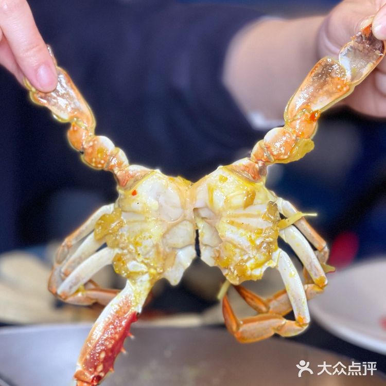 我的妈呀~这家火锅店居然七年都不涨价