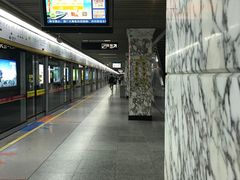 -烈士陵园(地铁站)