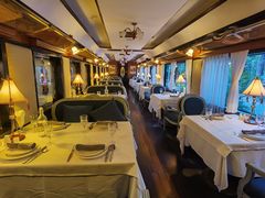 -火车头法国西餐厅