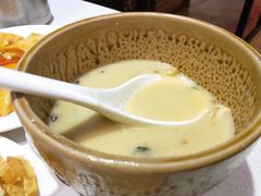 老济南甜沫-闫府私房菜·百年鲁菜(恒隆店)