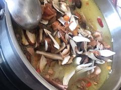 -野菌皇海景野生菌火锅(滨海大道店)