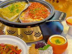 -阿瓦山寨·湘菜现炒·剁椒鱼头王(咸阳总店)