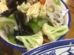 -秦韵轩·西安小馆(贻成福地广场店)