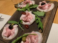 -LENBACH兰巴赫西餐啤酒坊(大连东港店)