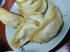 鲜肉锅贴/只-味一早餐(新芝路店)