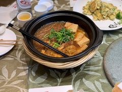 酸菜炖拆骨肉-锦绣金山人家(友谊店)