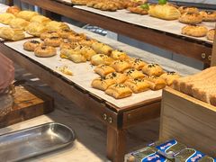 -筠咖啡西餐厅(上海国展宝龙丽筠酒店)