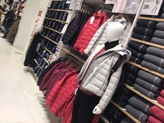 -优衣库(石家庄裕华万达广场店)