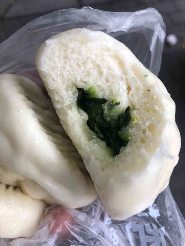 独秀汤包(上海城店)-"独秀汤包,首先说位置,位于长江村公交站台.