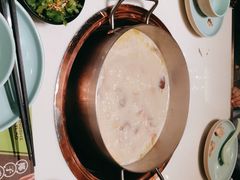-洪氏嗨捞·猪肚鸡火锅(阳光天地店)
