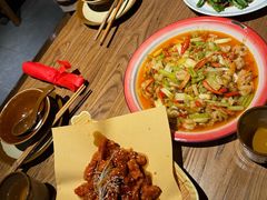 -半步颠·小龙虾·川菜(旗舰店)