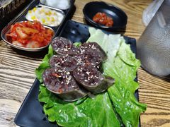 米肠拼盘-吴草鸡爪오초닭발韩食堂(融恒盈嘉中心店)