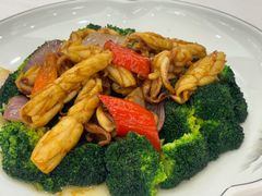 西兰花炒土鱿-金百门·顺德海鲜酒家(陈村店)
