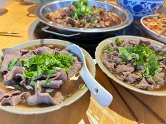 -大众跷脚牛肉馆·非遗传承单位(峨眉山店)