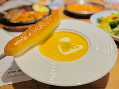 南瓜汤-米兰西典(西坝岗路店)