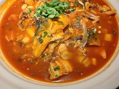 -魏铭鱼头捞饭(晋阳路店)