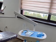 -Dr.Z dental仁康种植矫正中心