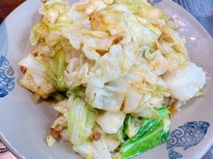 炝炒手撕包菜-峨嵋小镇·川菜(勒泰中心店)