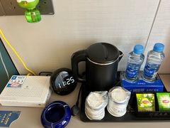 -轻住·仰望未来酒店(南昌八一广场店)