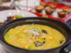 -品海楼·大连海胆锅贴馆(东港店)