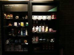 -星巴克(镇江丹阳金鹰天地店)